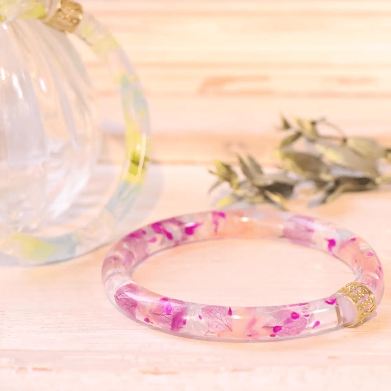 春の予感♡「ハーバリウムブレスレット」