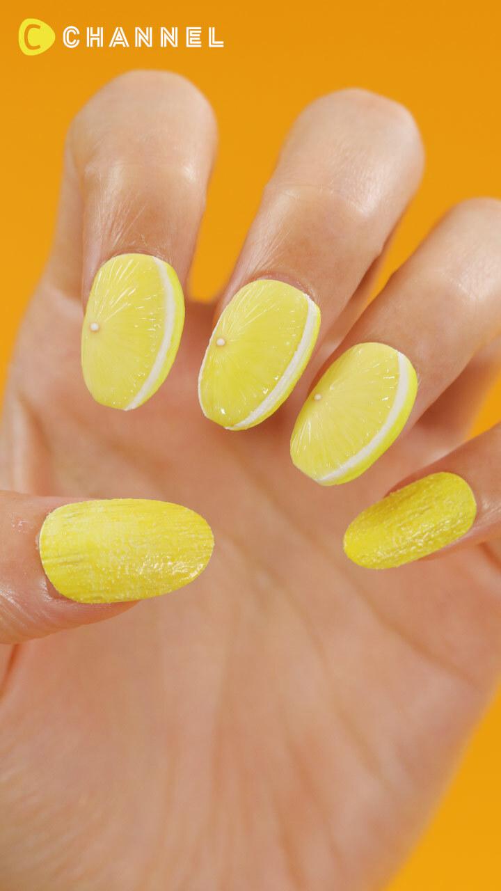 パッと目を引く魅力のビタミンカラー♡レモンネイル