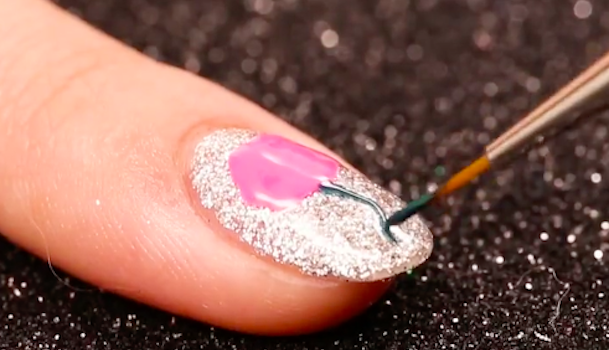 バラでネイルエレガントな気分に 薔薇ネイルデザイン集