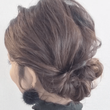 ロングヘアのヘアアレンジ完全版 まとめ髪から巻き髪までご紹介 C Channel 女子向け動画マガジン