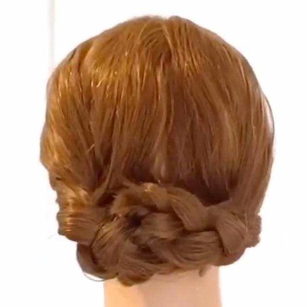 ロングヘアのヘアアレンジ完全版 まとめ髪から巻き髪までご紹介