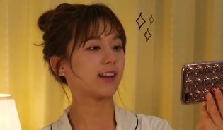 クリスマスデートにぴったりなメイク 彼を絶対にキュンとさせるメイク術 C Channel 女子向け動画マガジン