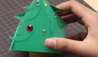 クリスマス飾りを手作りしちゃおう パーティーを盛りあげる簡単diy C Channel 女子向け動画マガジン