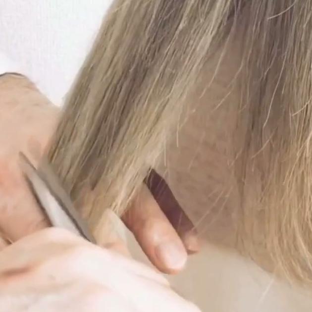 枝毛の正しい切り方