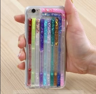 手作りのスマホケースで自分だけのオシャレを楽しも