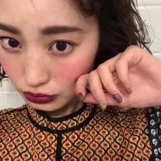 鼻高フェイスになれる鼻筋メイク 鼻を高くするやり方とコスメ