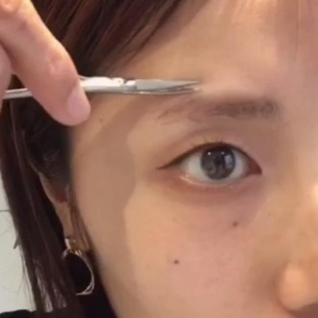 初めてでも失敗しない眉毛の整え方 顔型に合った理想眉をget C Channel 女子向け動画マガジン