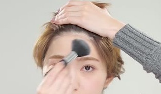 前髪のお悩み対処法 割れる 浮く くせ うねりを解決