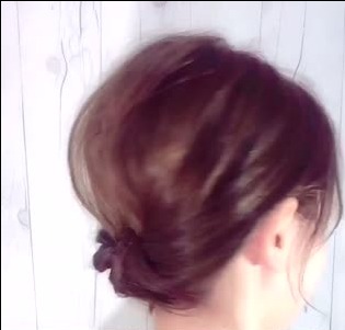 ギブソンタックでおしゃれまとめ髪 簡単ヘアアレンジで上品に