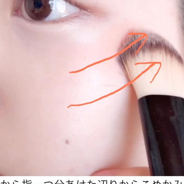 チークで顔の印象はグンと変わる かわいい入れ方 Amp おすすめ商品