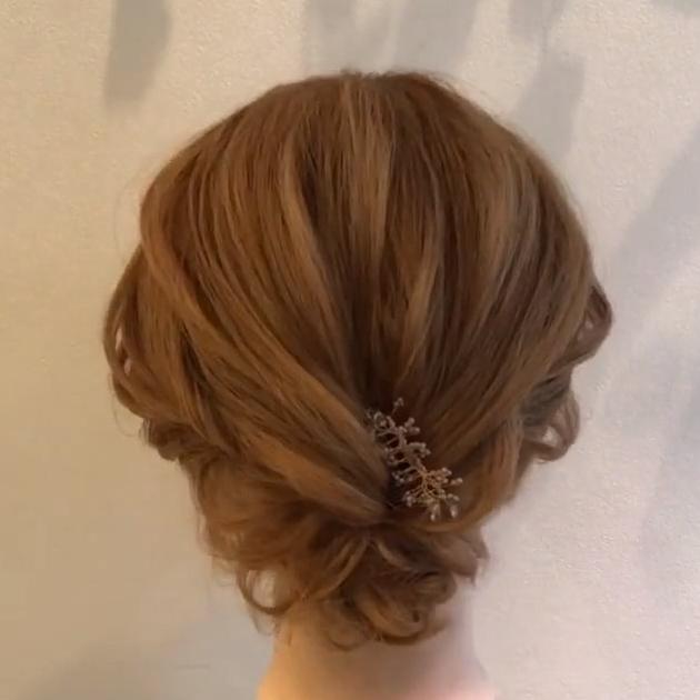 ボブでもok 結婚式 お呼ばれ向け簡単ヘアアレンジのやり方