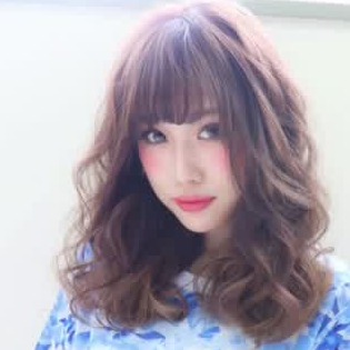 ミディアムパーマのヘアスタイル 大人気の髪型特集 C Channel 女子向け動画マガジン