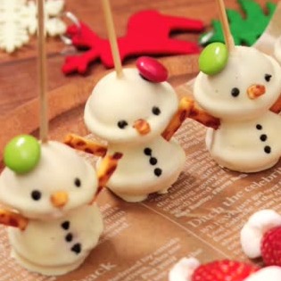 簡単かわいいクリスマスケーキ お菓子の手作りレシピ18選