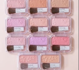 成人式メイク21年版 振袖別のセルフメイクをご紹介 C Channel 女子向け動画マガジン