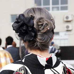 成人式の髪型特集 振り袖に合うかわいいヘアスタイルをご紹介 C
