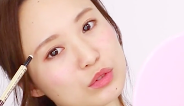 美しい眉毛は美人の鉄則 ナチュラルでキレイな眉をゲットしよう