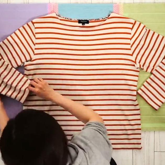 簡単tシャツのたたみ方 コンパクトに収納できる裏ワザを紹介 C Channel 女子向け動画マガジン