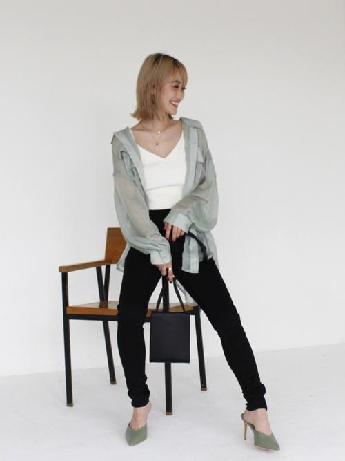 スキニーパンツ