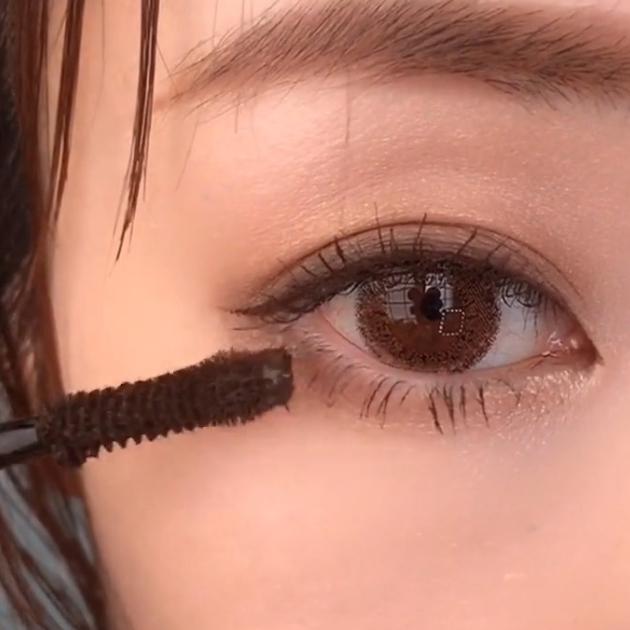 下まつげのビューラーで目指せ美人顔 カールのやり方 おすすめ紹介