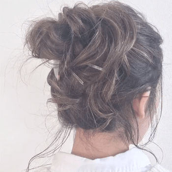 編み込み お団子がおしゃれ こなれ度アップのヘアアレンジのやり方