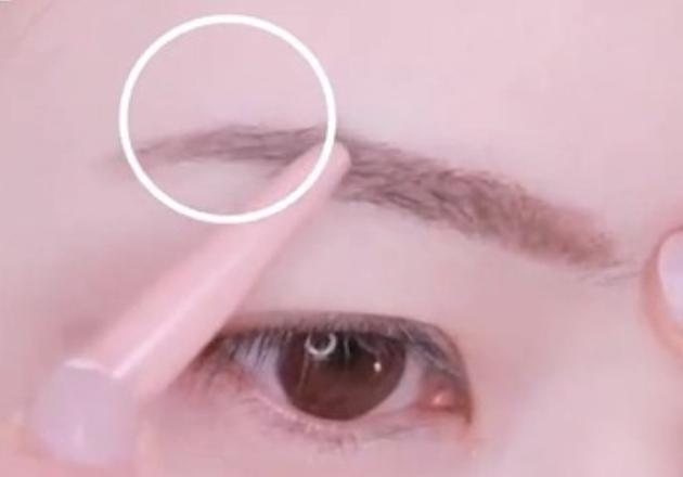 石原さとみリップメイク