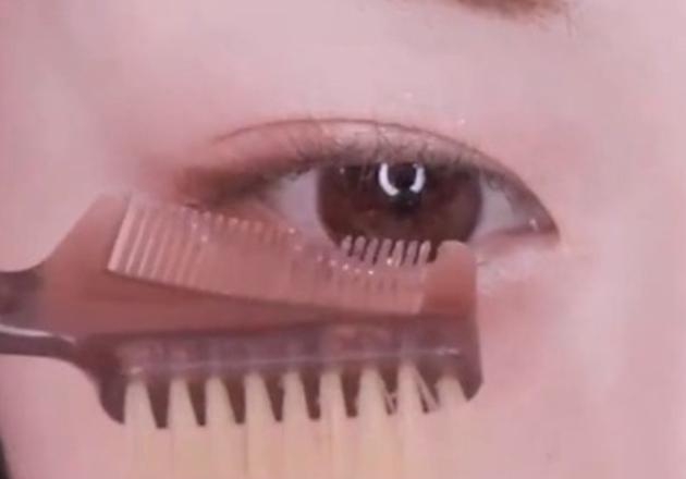 石原さとみアイシャドウ