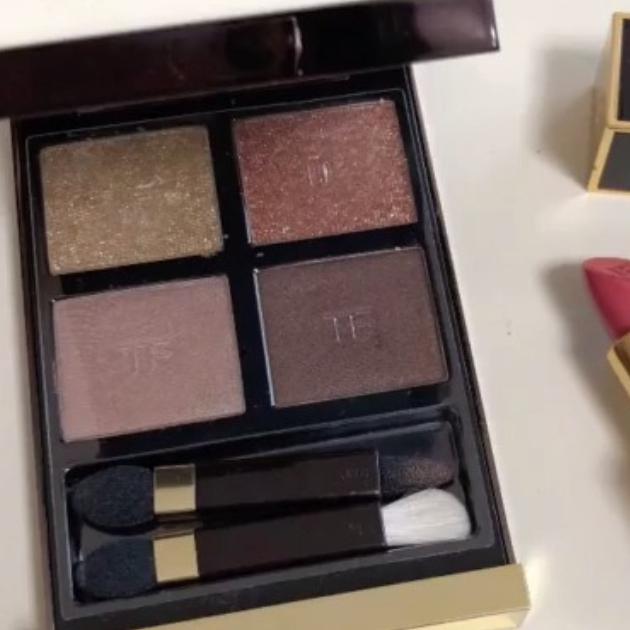 アイシャドウこそデパコスがいい 人気の超優秀デパコスシャドウまとめ