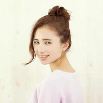 石原さとみ 髪型 うなじ